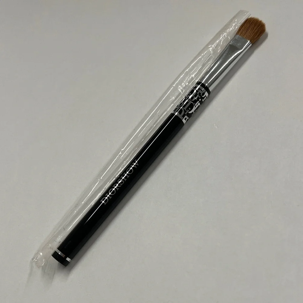 Dior Diorshow Eyeshadow Brush - New